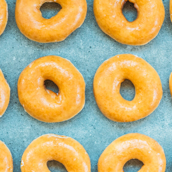 donuts lined up